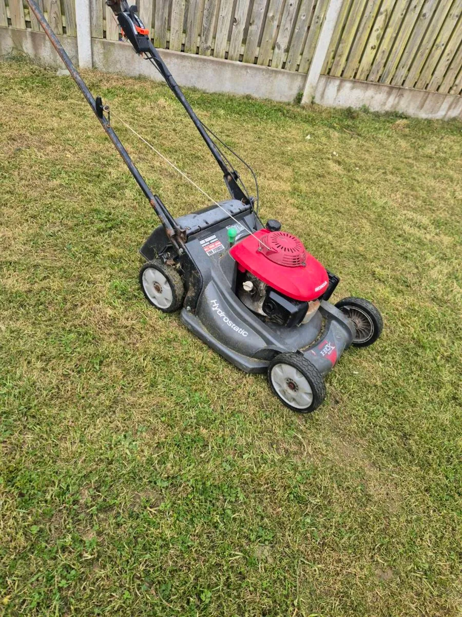Honda HRX 537 hydrostatic lawn mower - Image 3