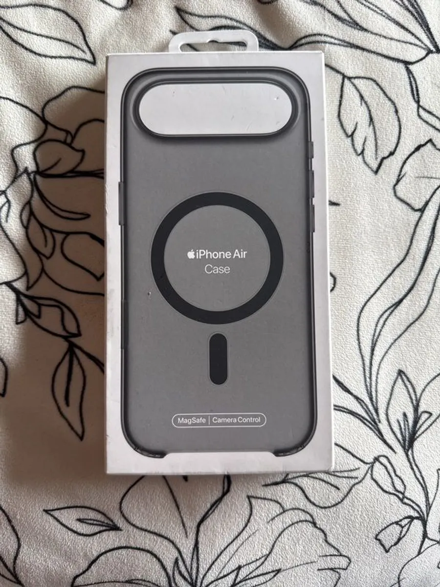 iPhone Air Case with MagSafe - Image 1