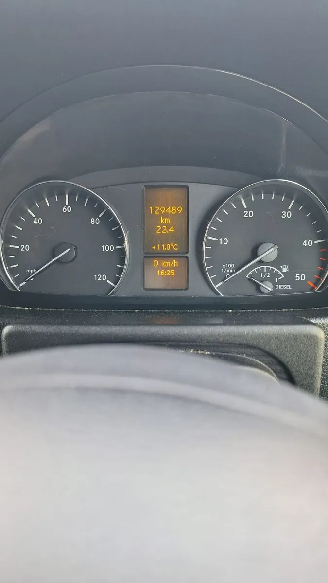 Mercedes-Benz Sprinter 2010 - Reduced - Image 2