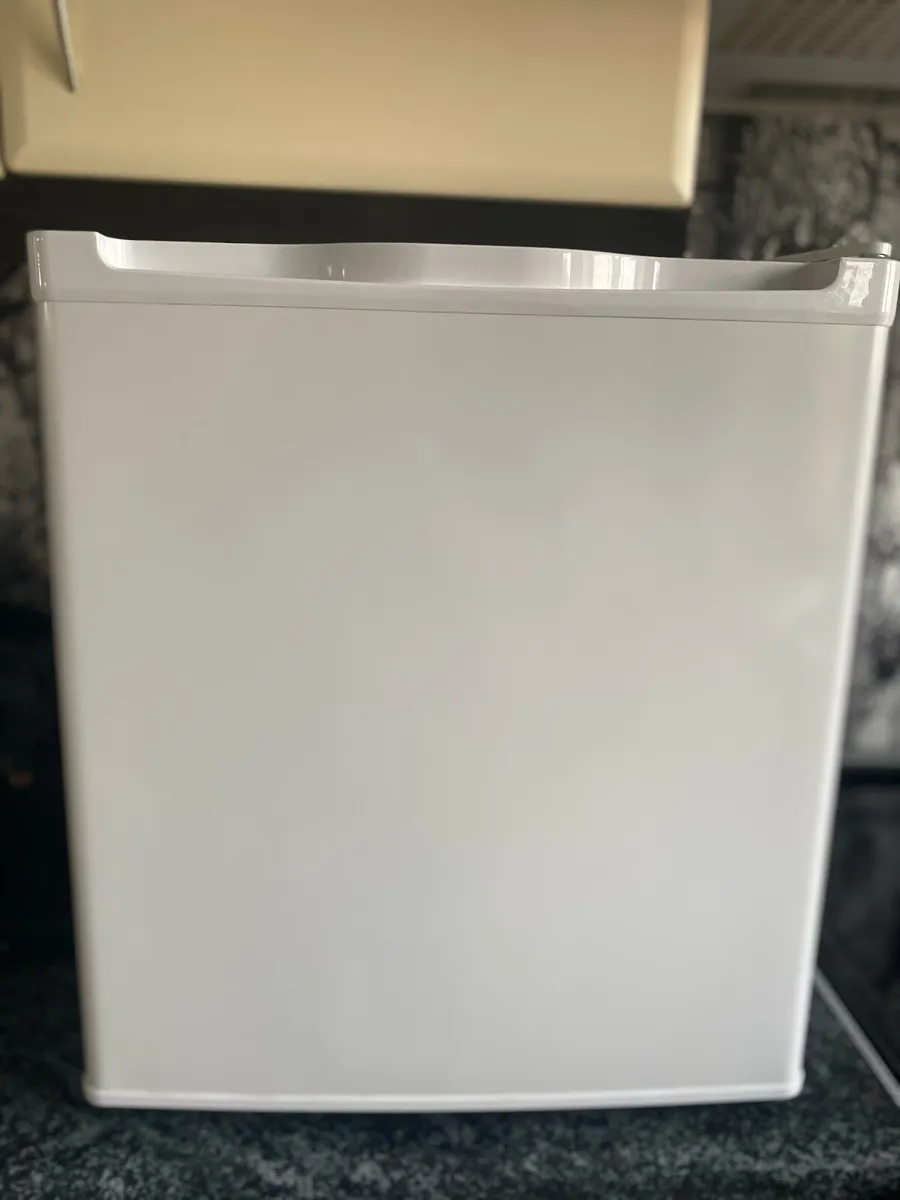 Counter top freezer - Image 4