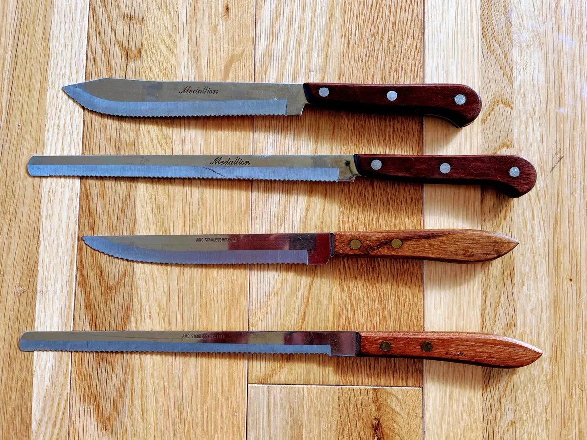 Vintage set of 4 knives