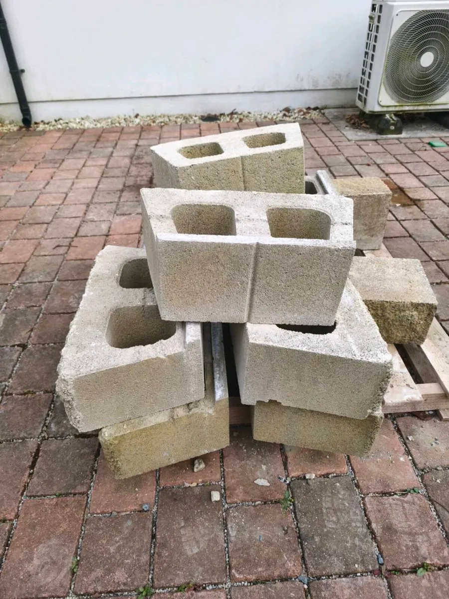 Retaining Wall blocks x 10 - Image 2