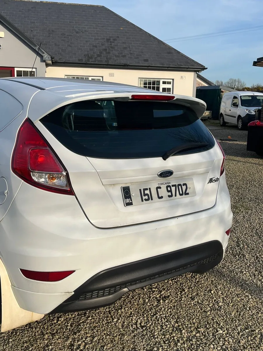 Ford fiesta van - Image 2