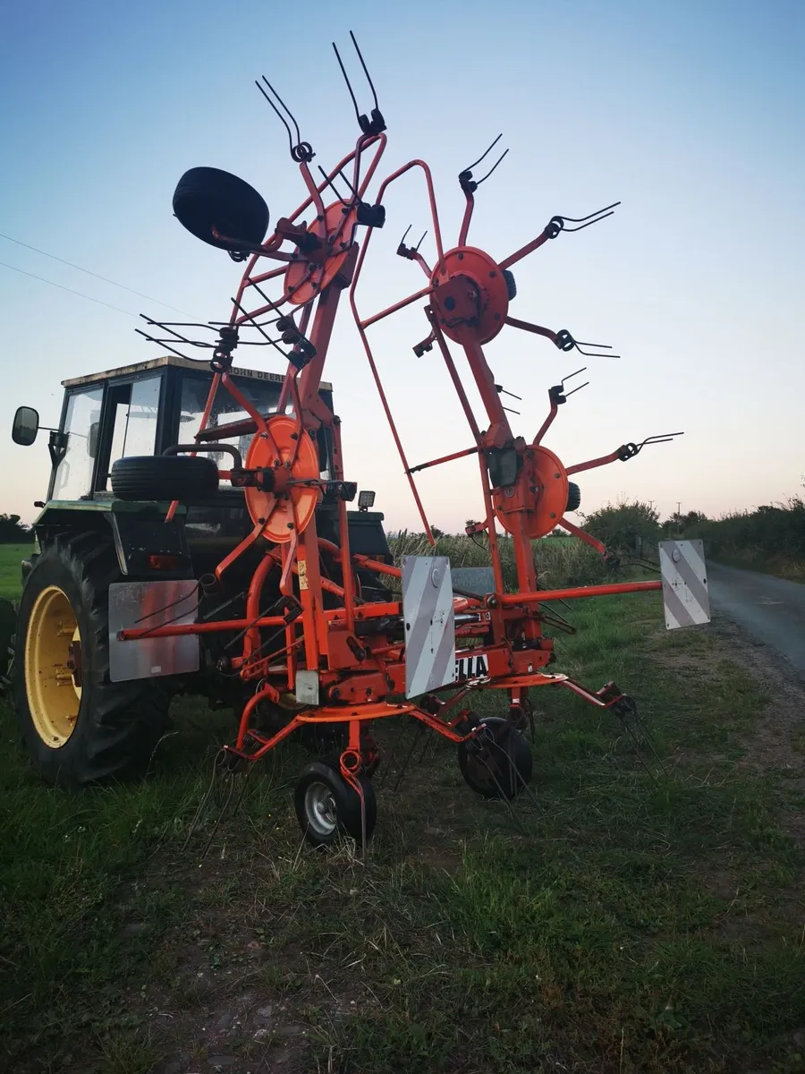 Fella tedder Th680D hydro six rotor - Image 2
