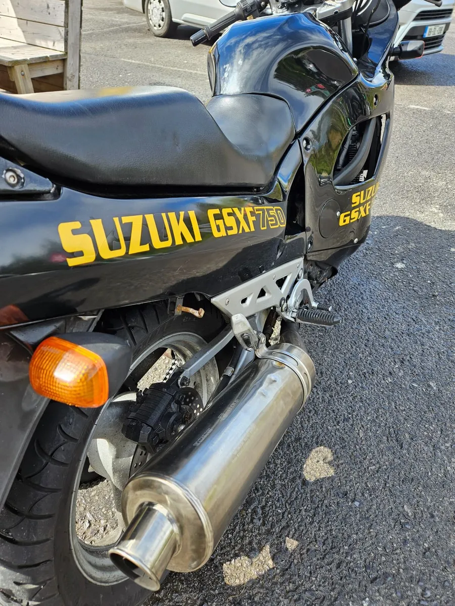 Motorcycle GSXF 750 - Image 2