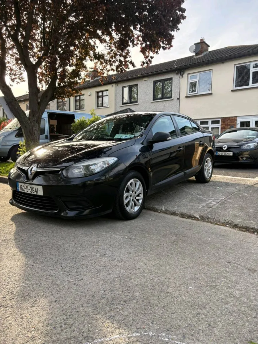 162 Renault Fluence - Image 2