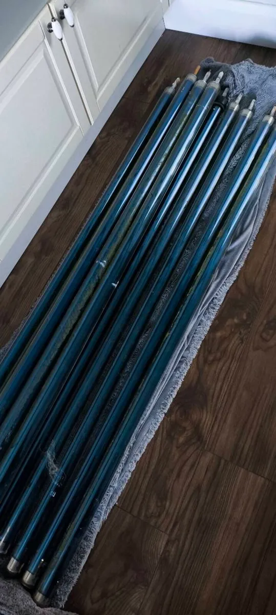 40 tube solar collector and pumping station - Image 3