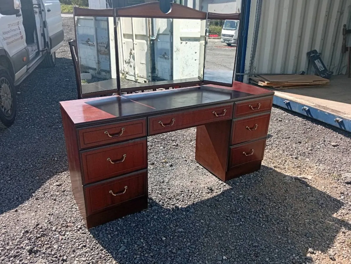 Antique Dressing table, free delivery - Image 2