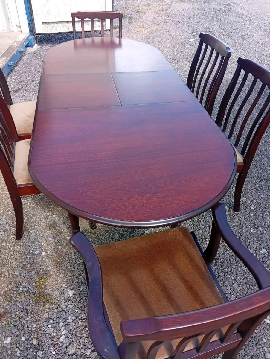 Table and chairs, free delivery - Image 2