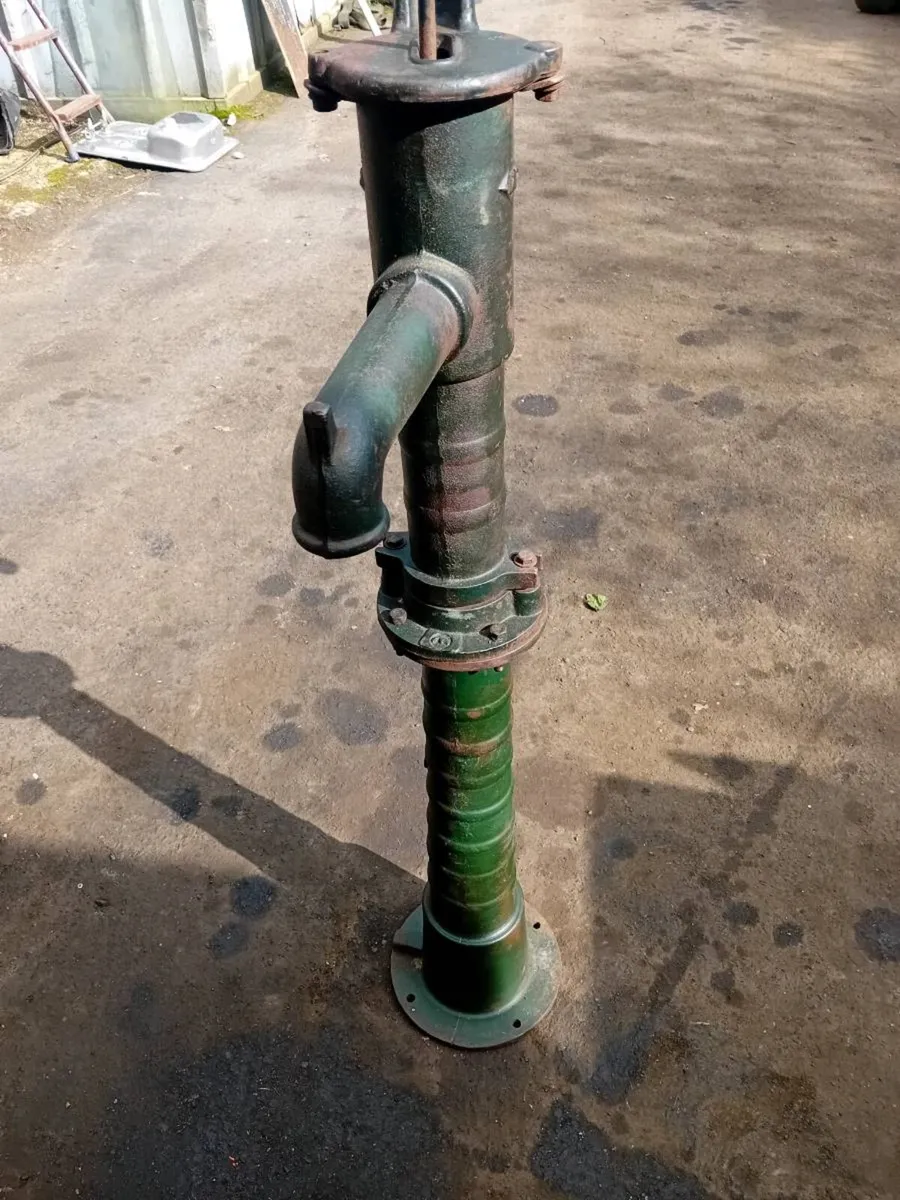 Vintage Cast Iron Water pump - Image 4