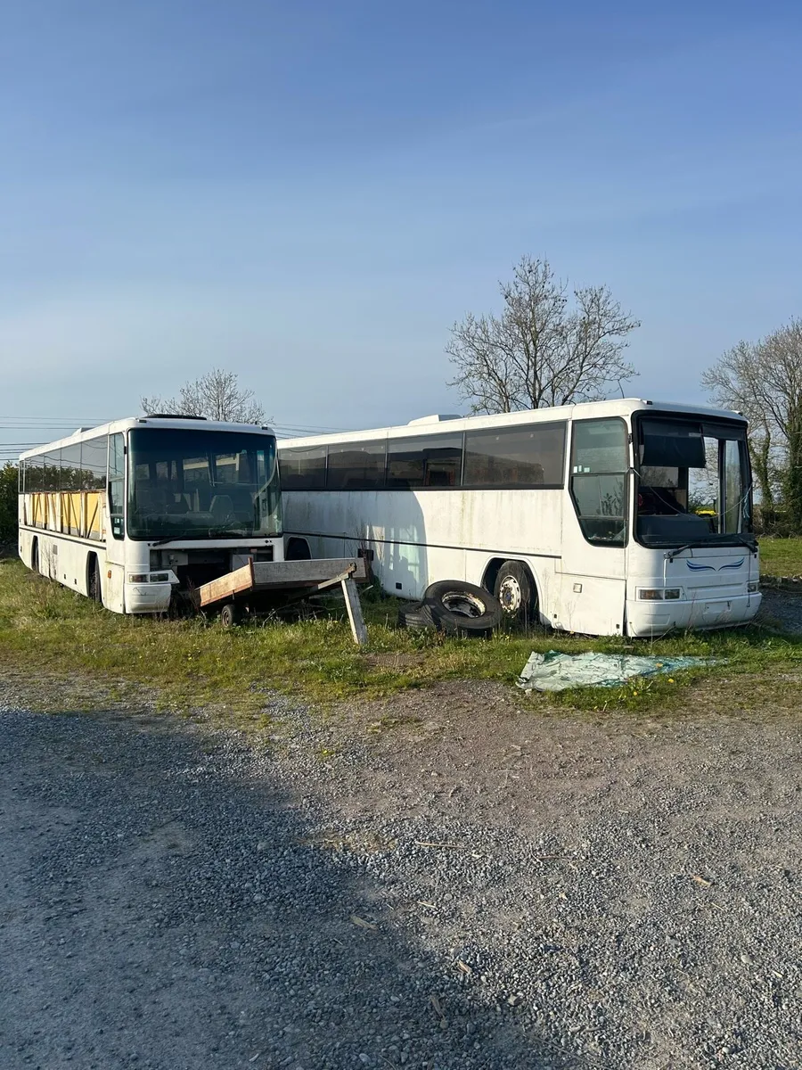 Scrap busses for sale - Image 1