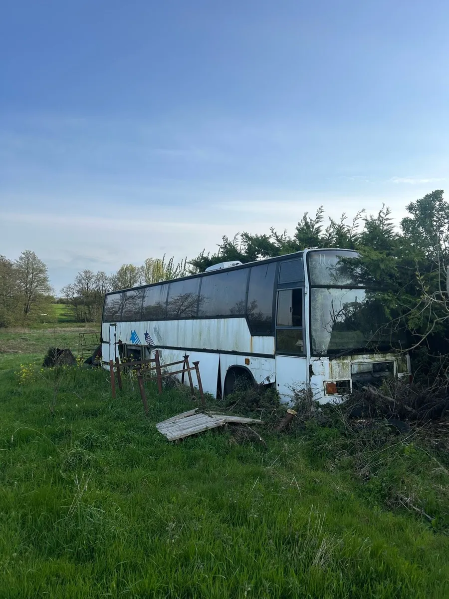 Scrap busses for sale - Image 3