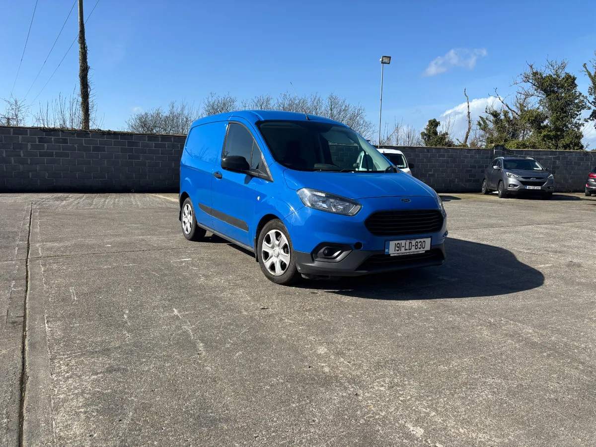 Ford Transit Courier... Trend Model... - Image 1