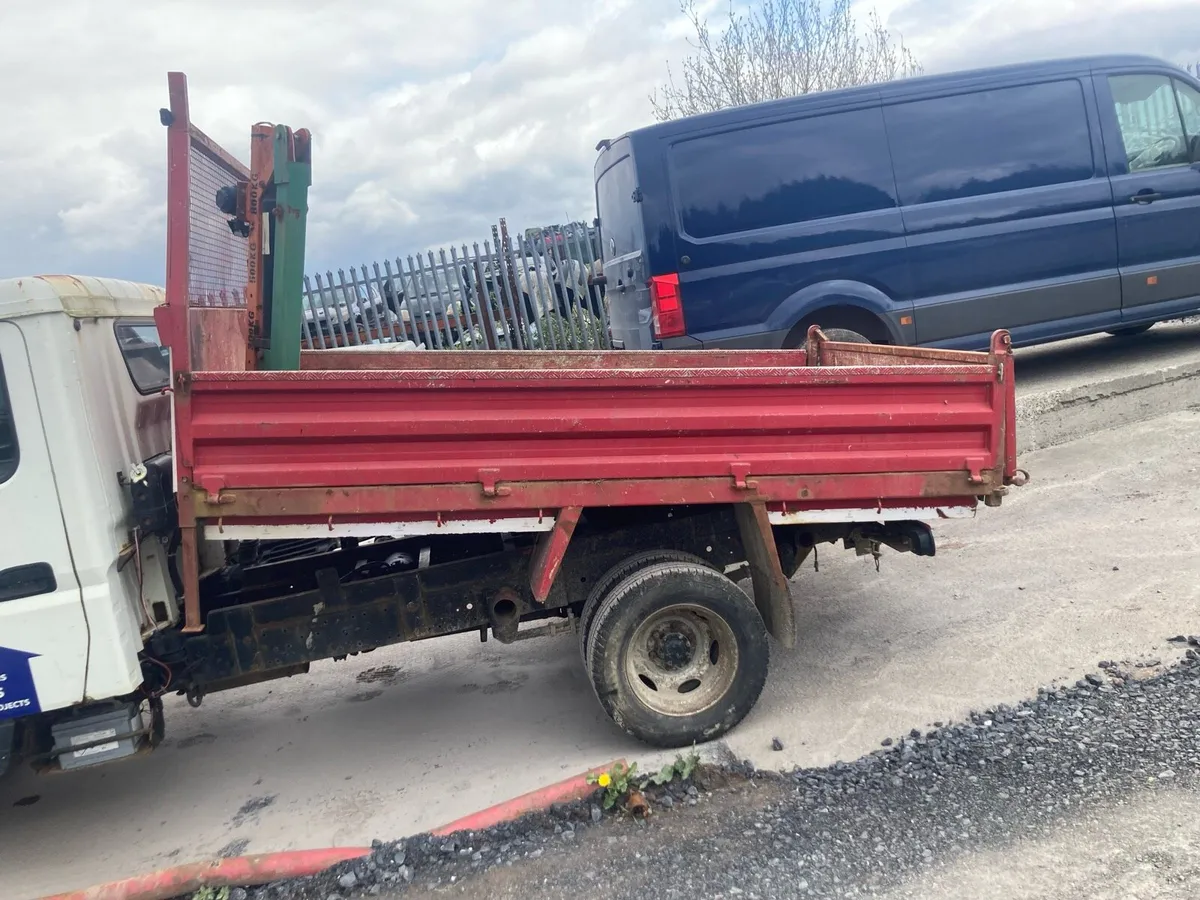 Tipper body with crane - Image 3