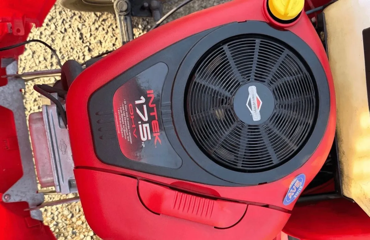 Ride on lawnmower - Image 4