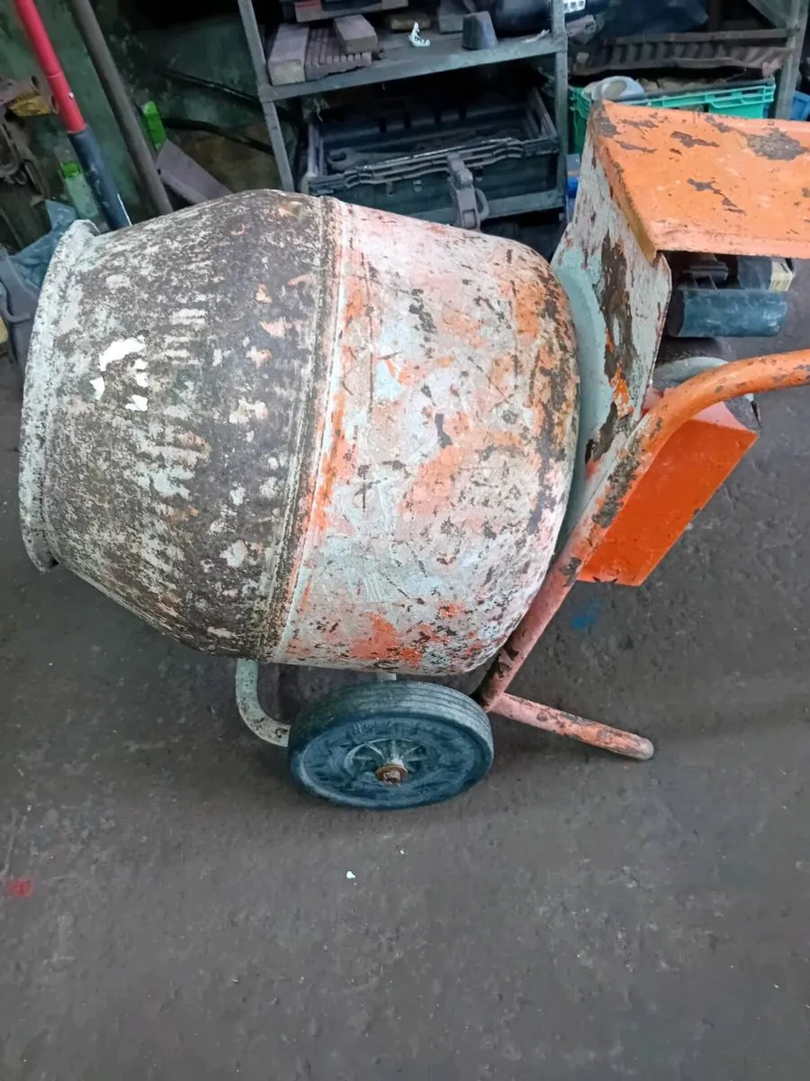 Bell Electric Cement Mixer - Image 1