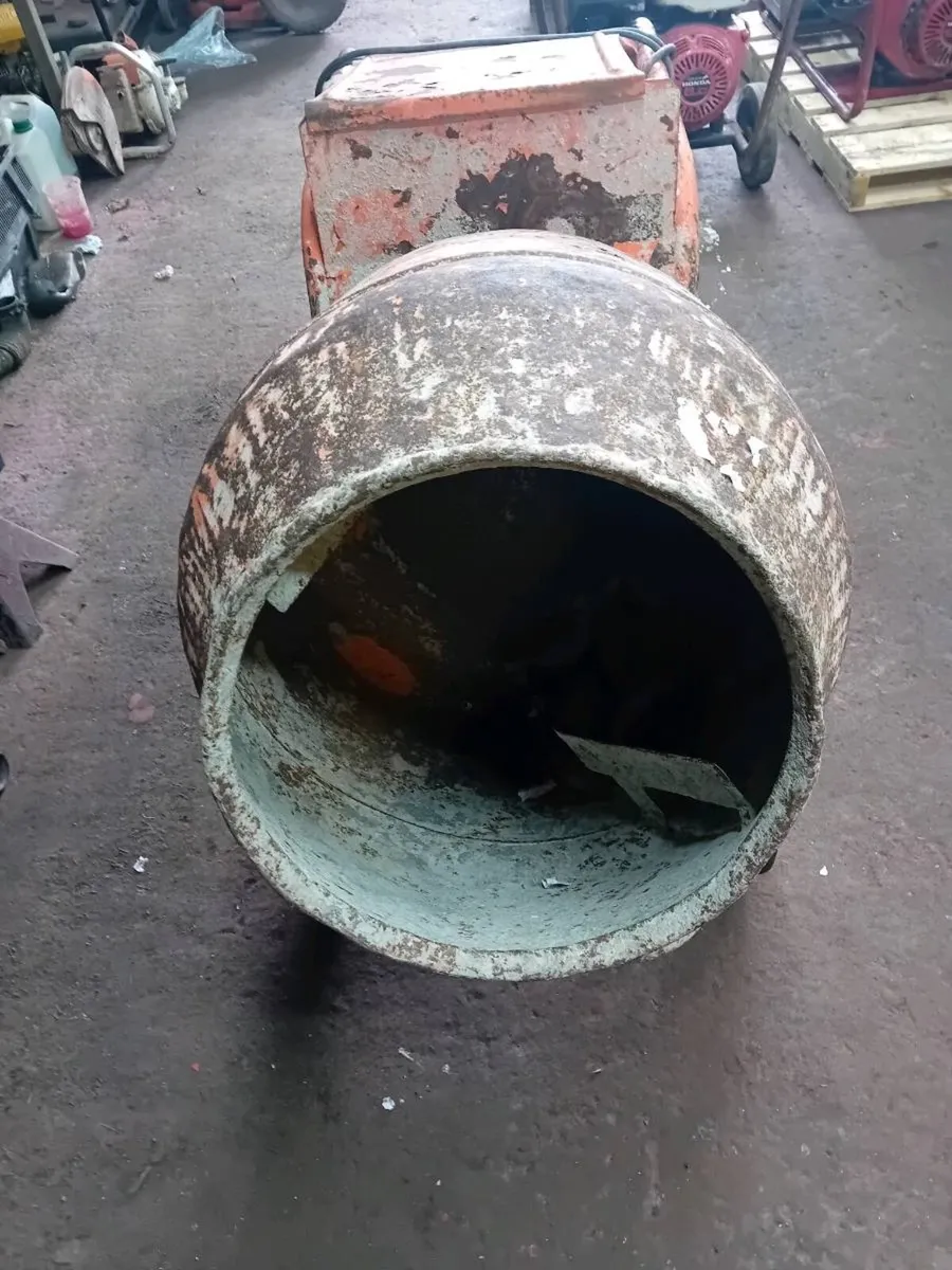 Bell Electric Cement Mixer - Image 3