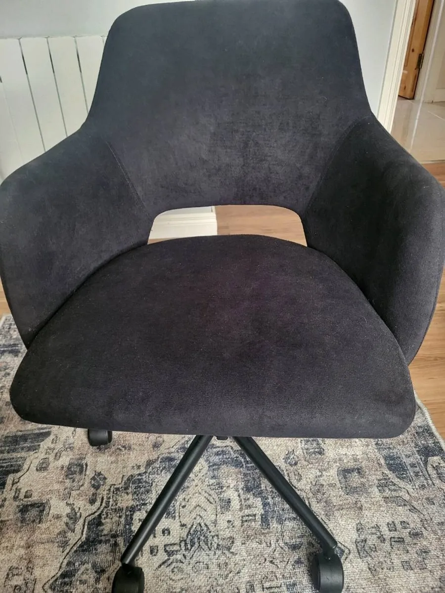 Black velvet office chair - Image 2