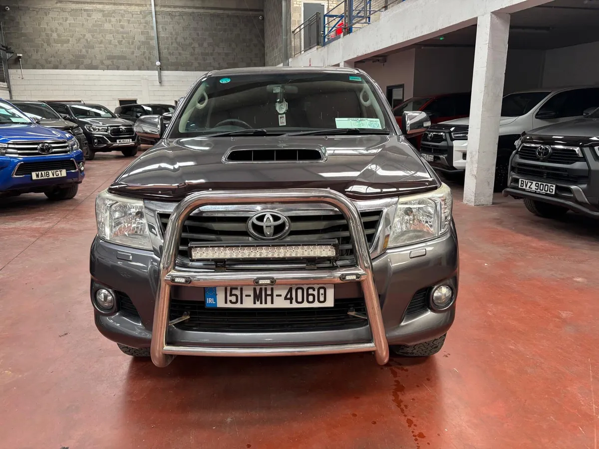 2015 Toyota Hi-Lux Invincible 3.0 D4D - Image 3