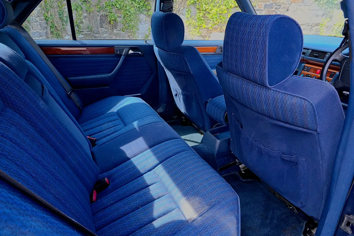 1991 Mercedes-Benz E-Class 300E 3.0 Petrol Auto - Image 4