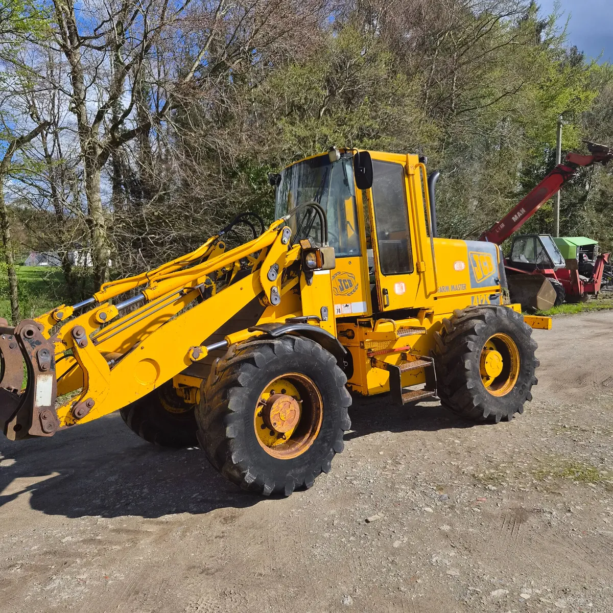 Jcb 412s - Image 1