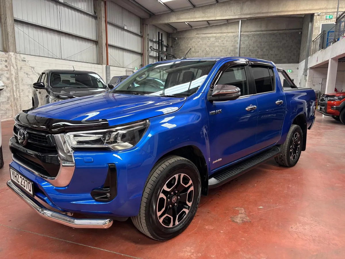 2021 Toyota Hilux Invincible 2.8 Auto - Image 1