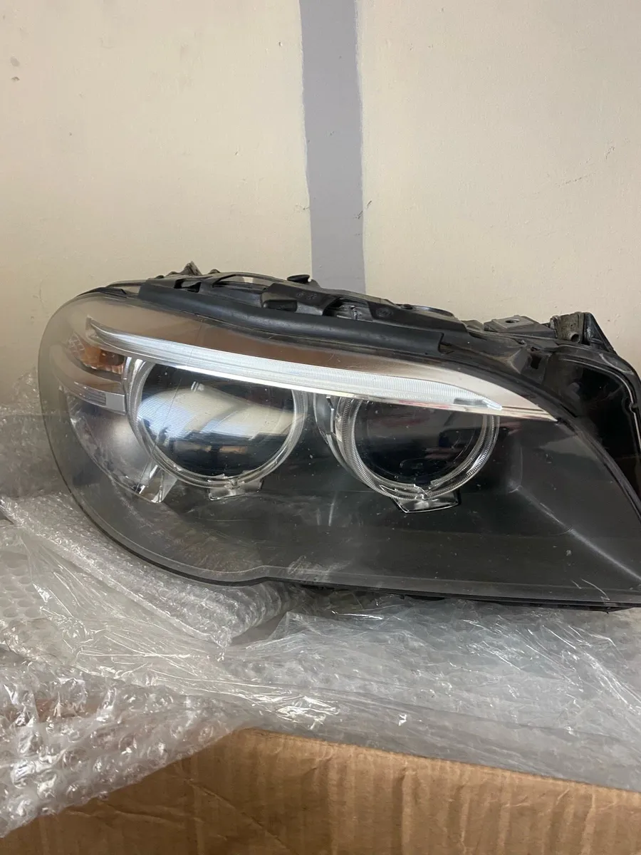 BMW f10 f11 headlight LCI - Image 1