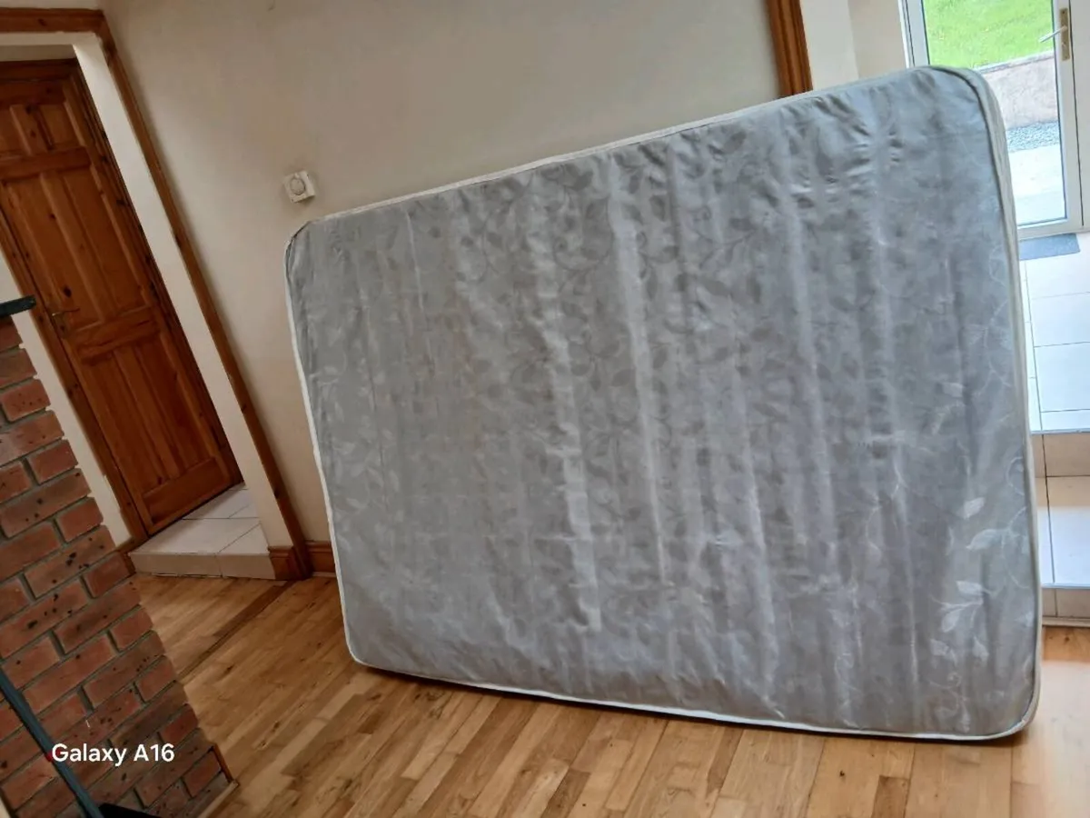 Double mattress for sale like new only €180 - Image 4