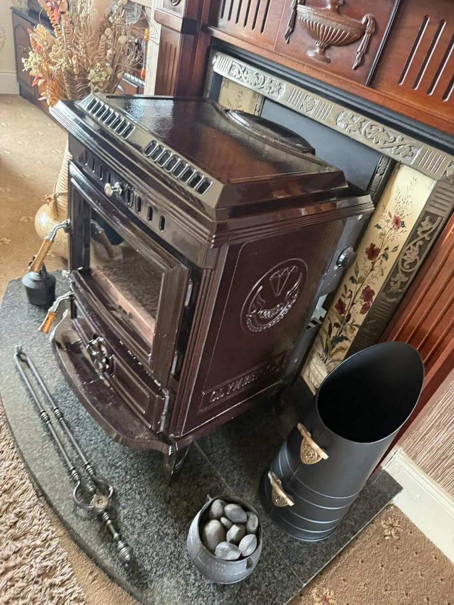 Stove - Image 1