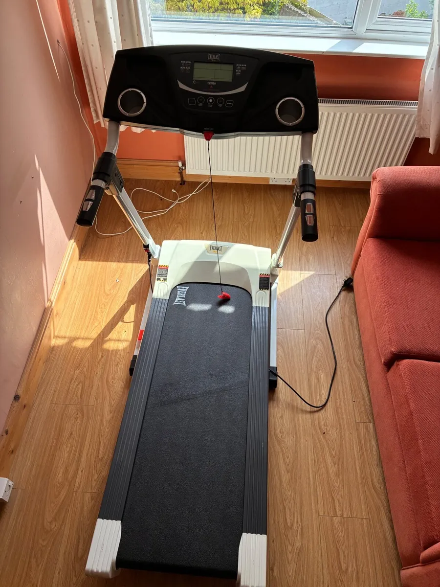 Treadmill - Image 2