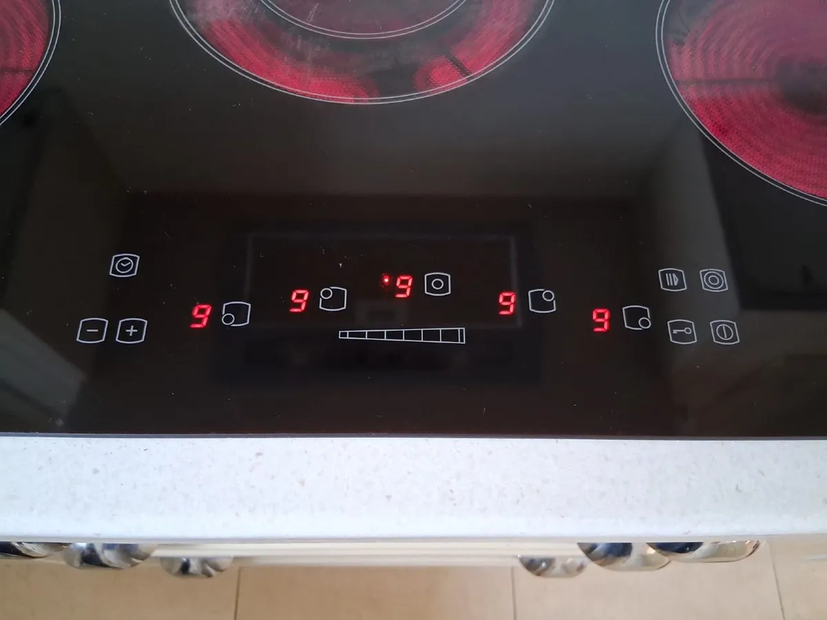 Belling 5 ring electric hob - Image 4