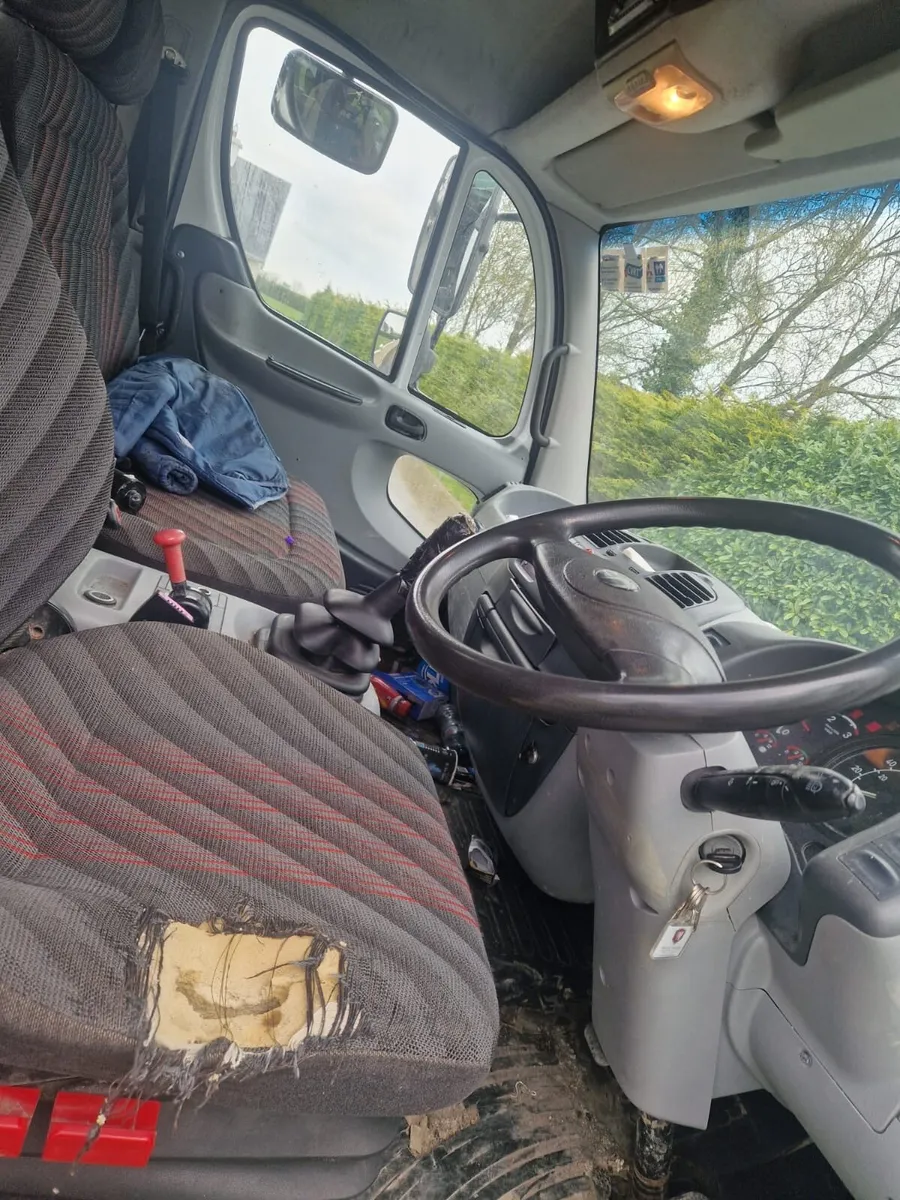 2014 daewoo avia tipper - Image 4