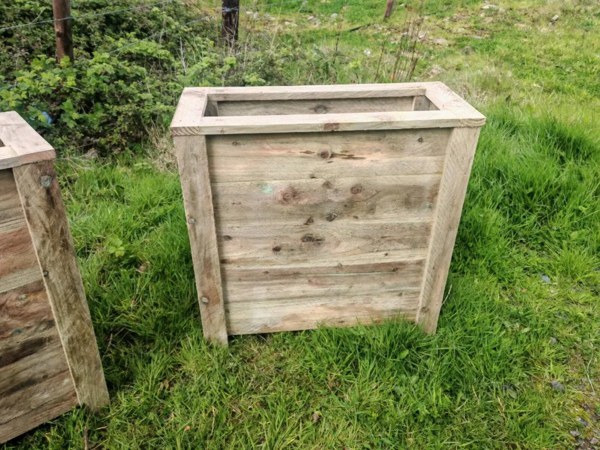 Handmade garden planters - Image 1