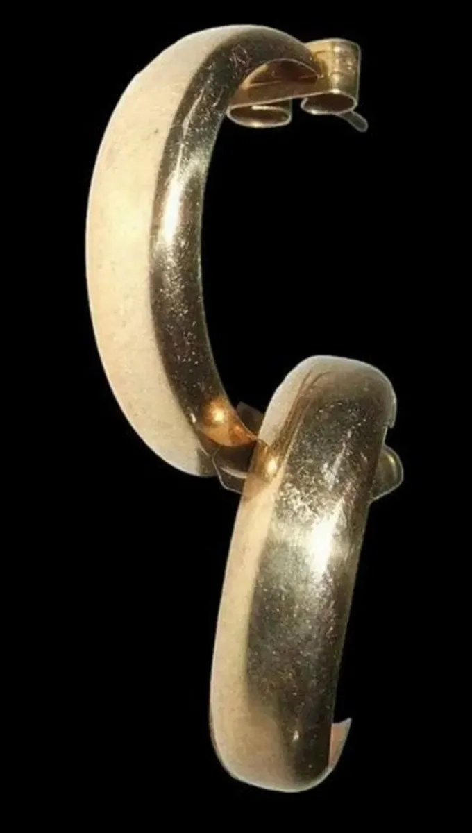 Vintage 9ct Gold Hallmarked Hoop Earrings - Image 1