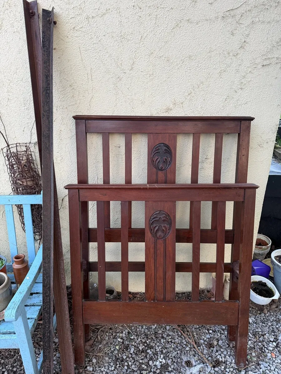 Single Bed Frame 3ft – Vintage Wooden (Complete)