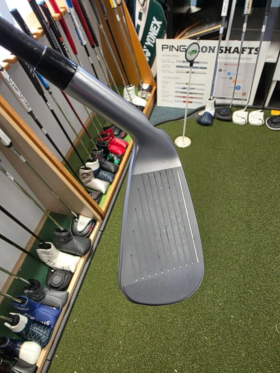 Like New Ping iDi 4 Driving Iron - Image 4