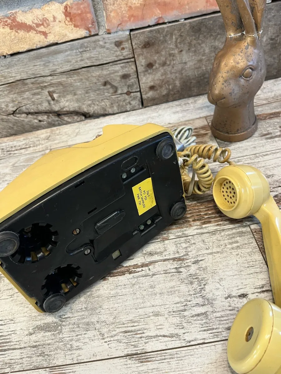 Vintage phone - Image 4