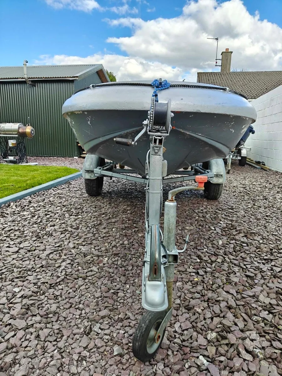 Rigiflex 370 boat with trailer + electric motor - Image 2