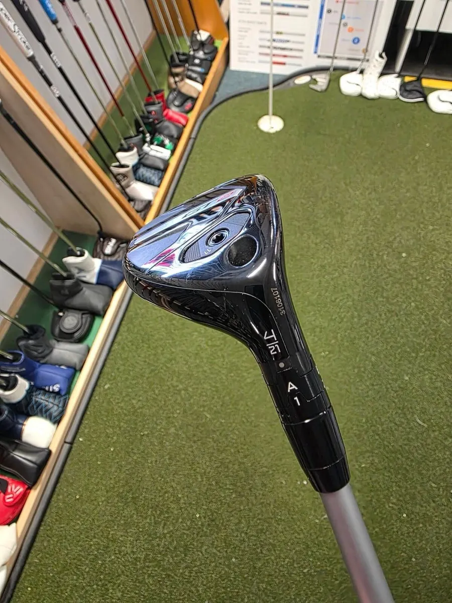 Titleist GT2 4 Hybrid - Image 3