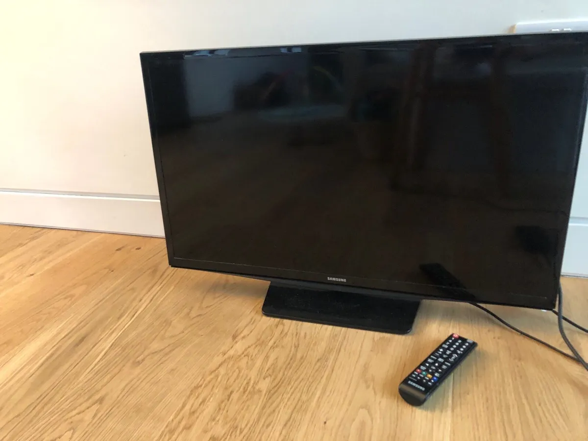 Samsung 27” TV - Image 1