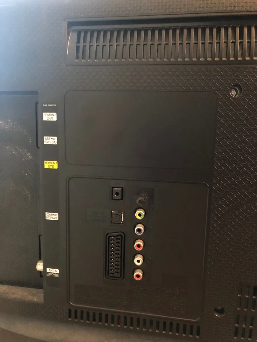 Samsung 27” TV - Image 4