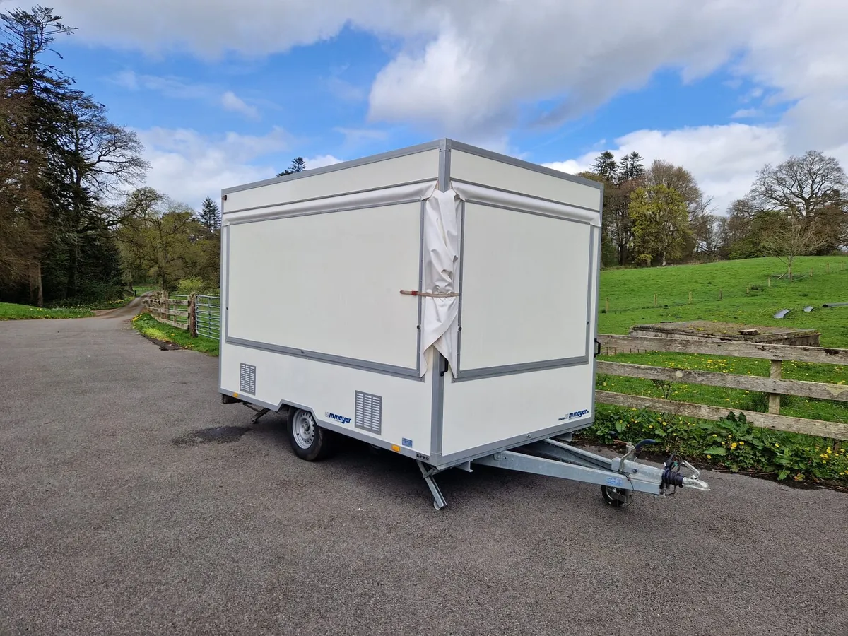 Vending trailer - Image 1