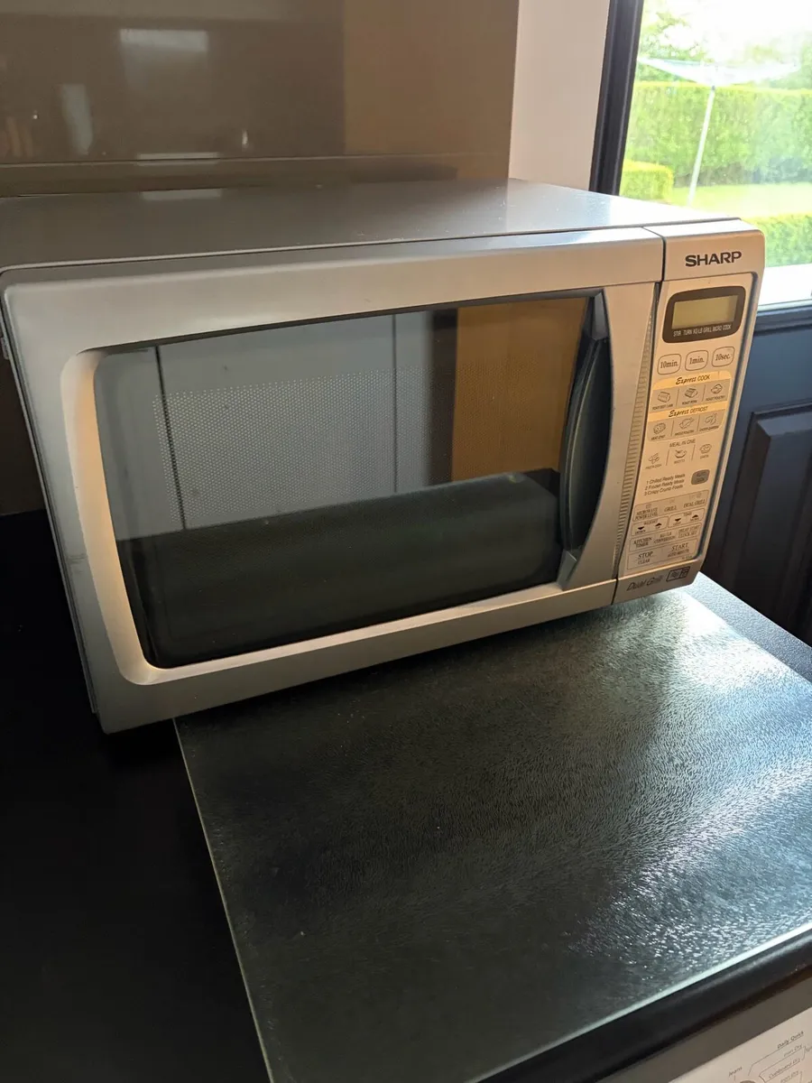 Sharp Microwave - Image 2