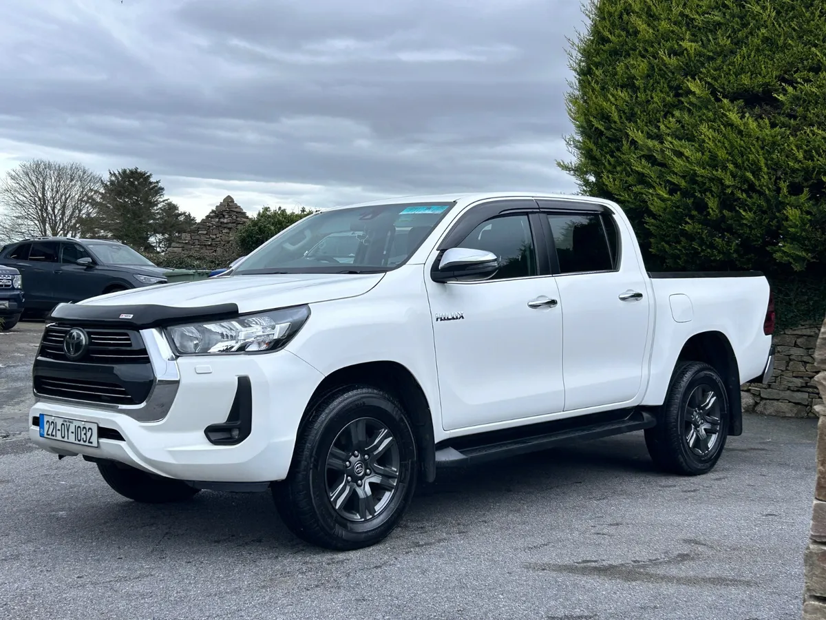 Toyota Hilux 2022 2.8 204 Bhp - Image 2
