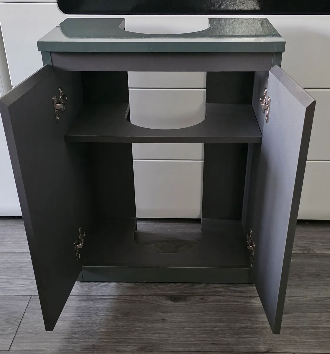 Under sink cabinet - Image 2