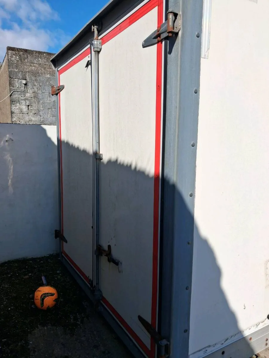 Storage container - Image 2