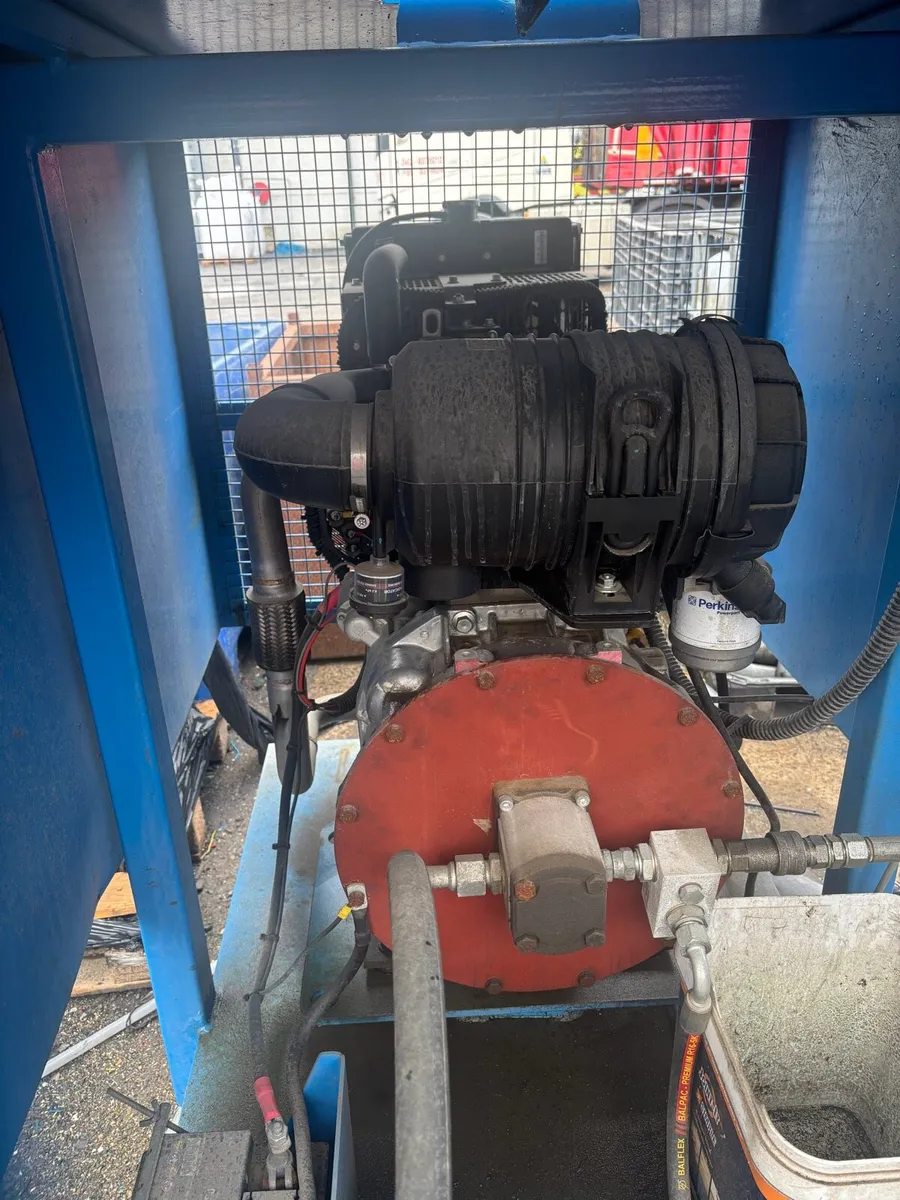 20ft container tilter - Image 3