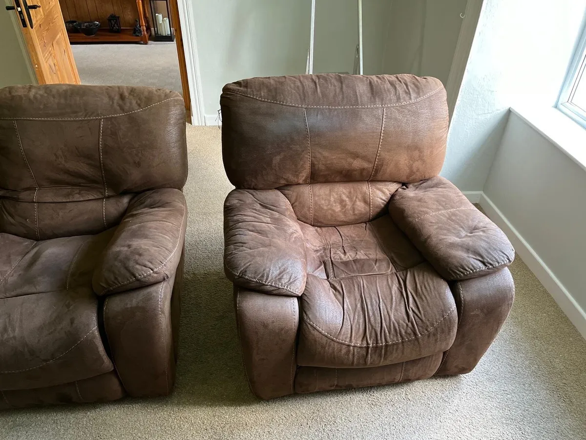 3 piece reclining suite - Image 3