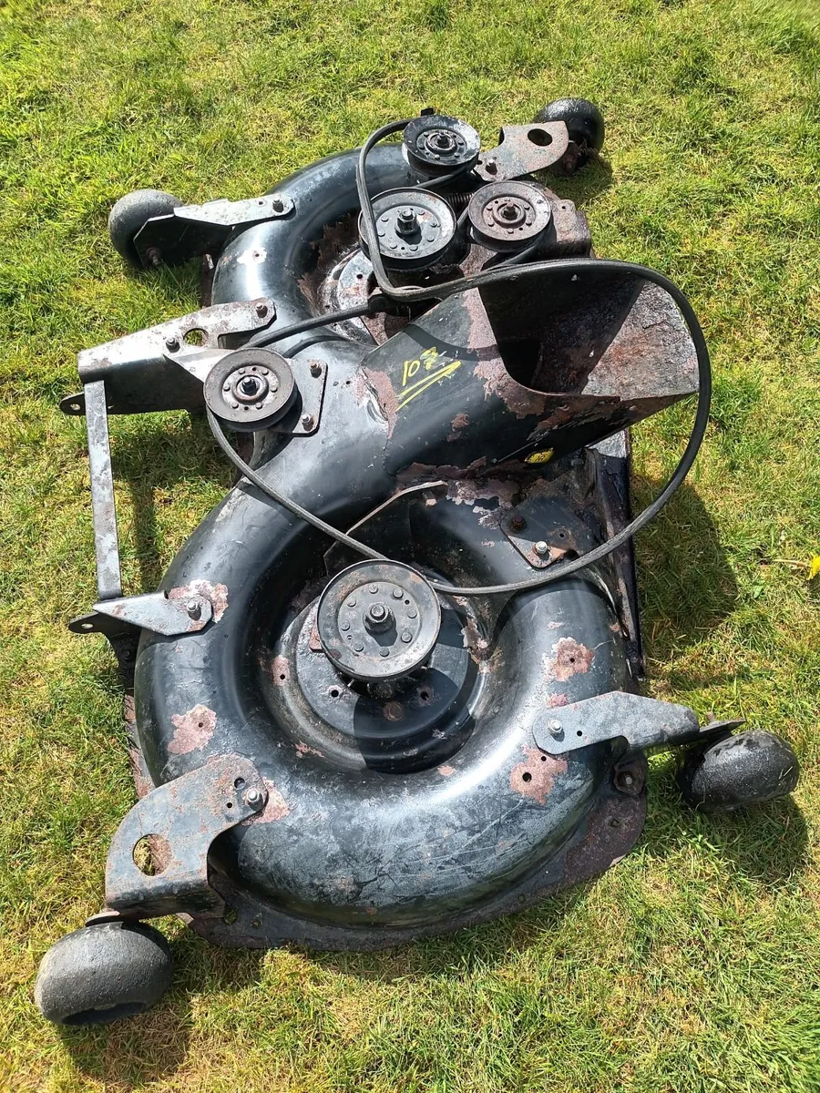 Husqvarna 42inch Deck Complete - Image 3