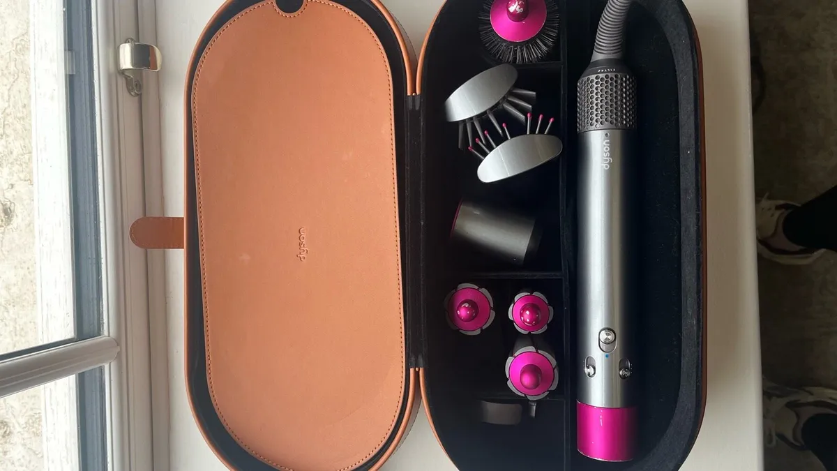 Dyson Airwrap - Image 1